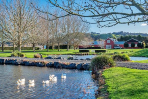 Nirvana Farm, Clevedon